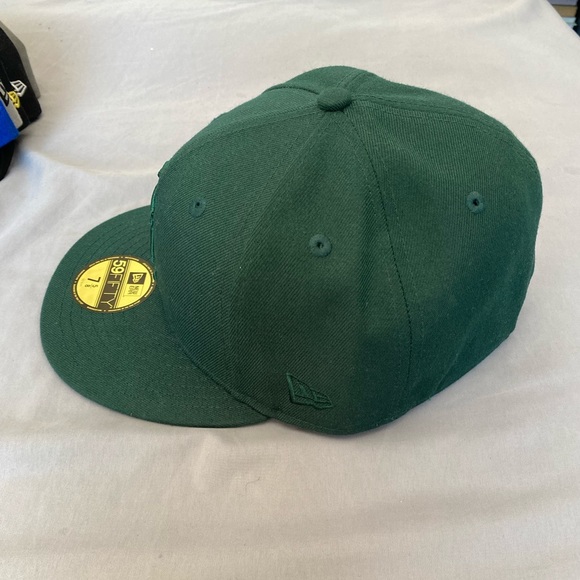 St Louis Cardinals Fitted - Picture 2 of 3